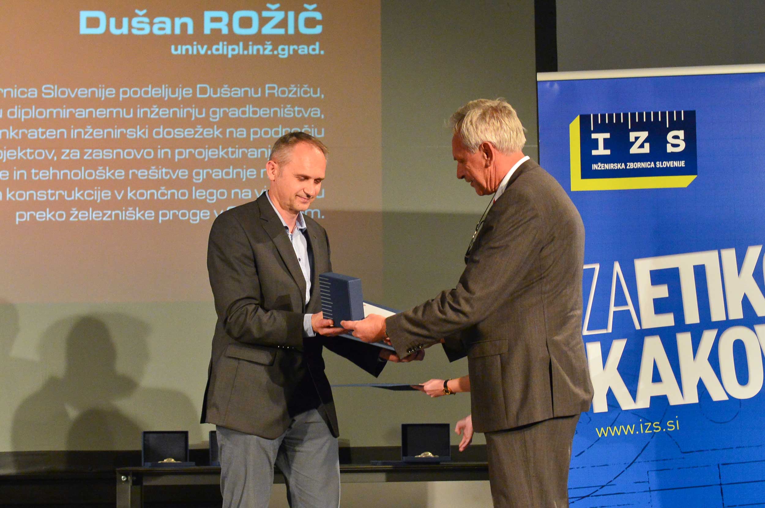 Dušan Rožič receives SCE Award 2015