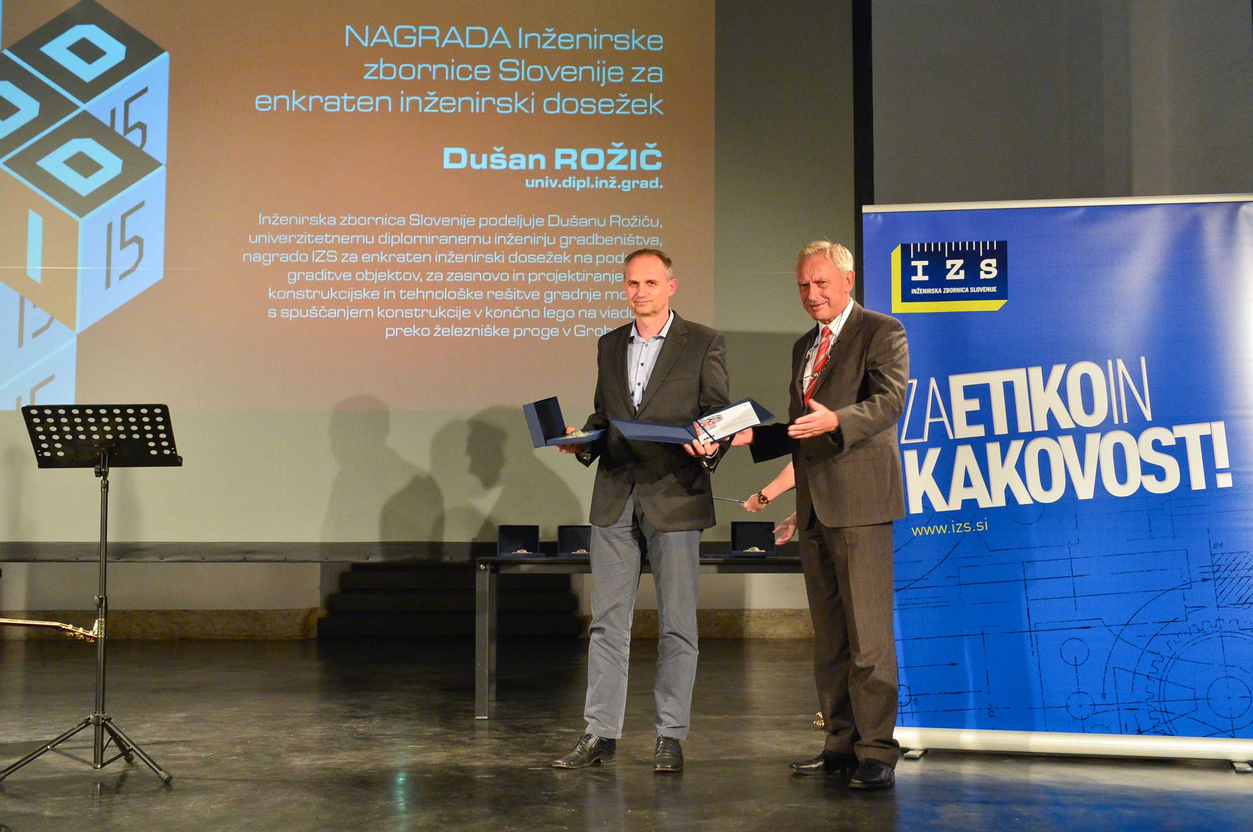 Dušan Rožič receives SCE Award 2015