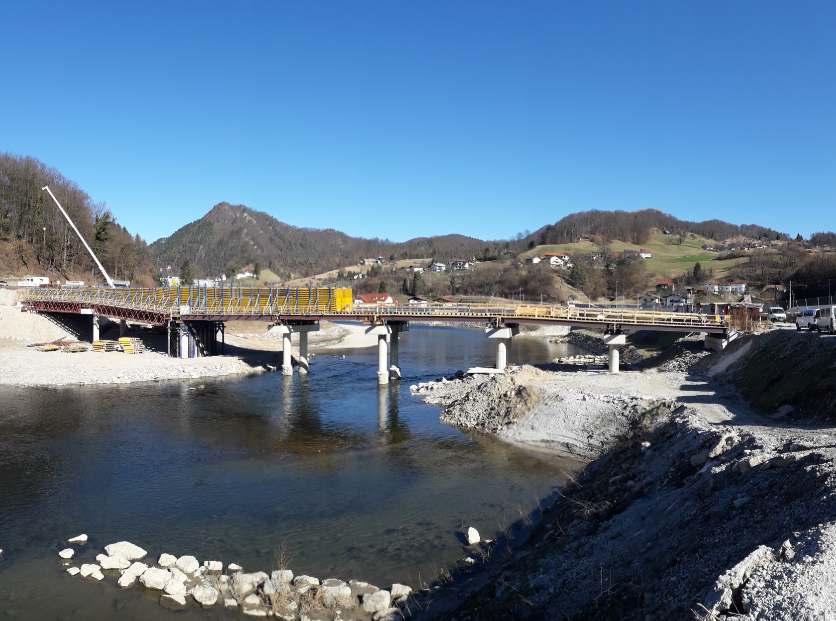 Superstructure of the bridge in Marija Gradec is taking shape