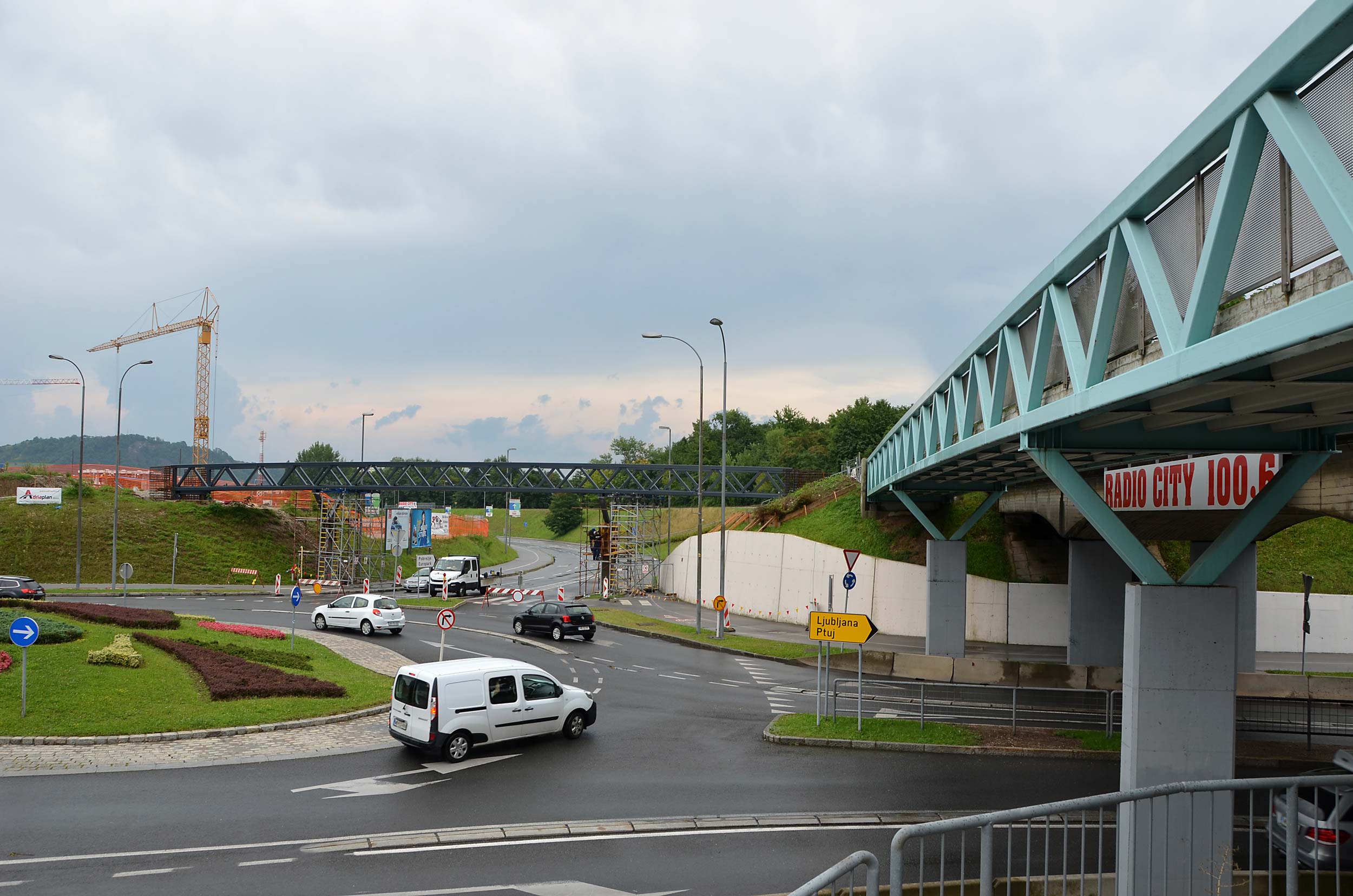 Construction works on overpass Titova - East in full swing