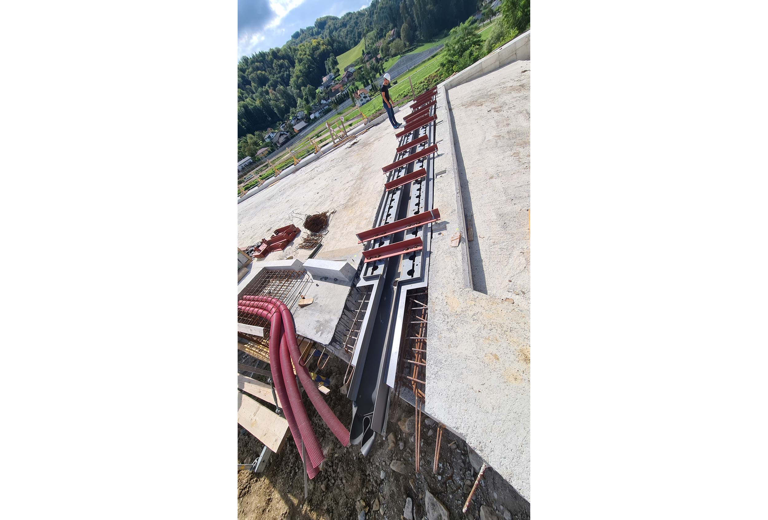 Significant progress on the construction site of the bridge over the Savinja in Laško