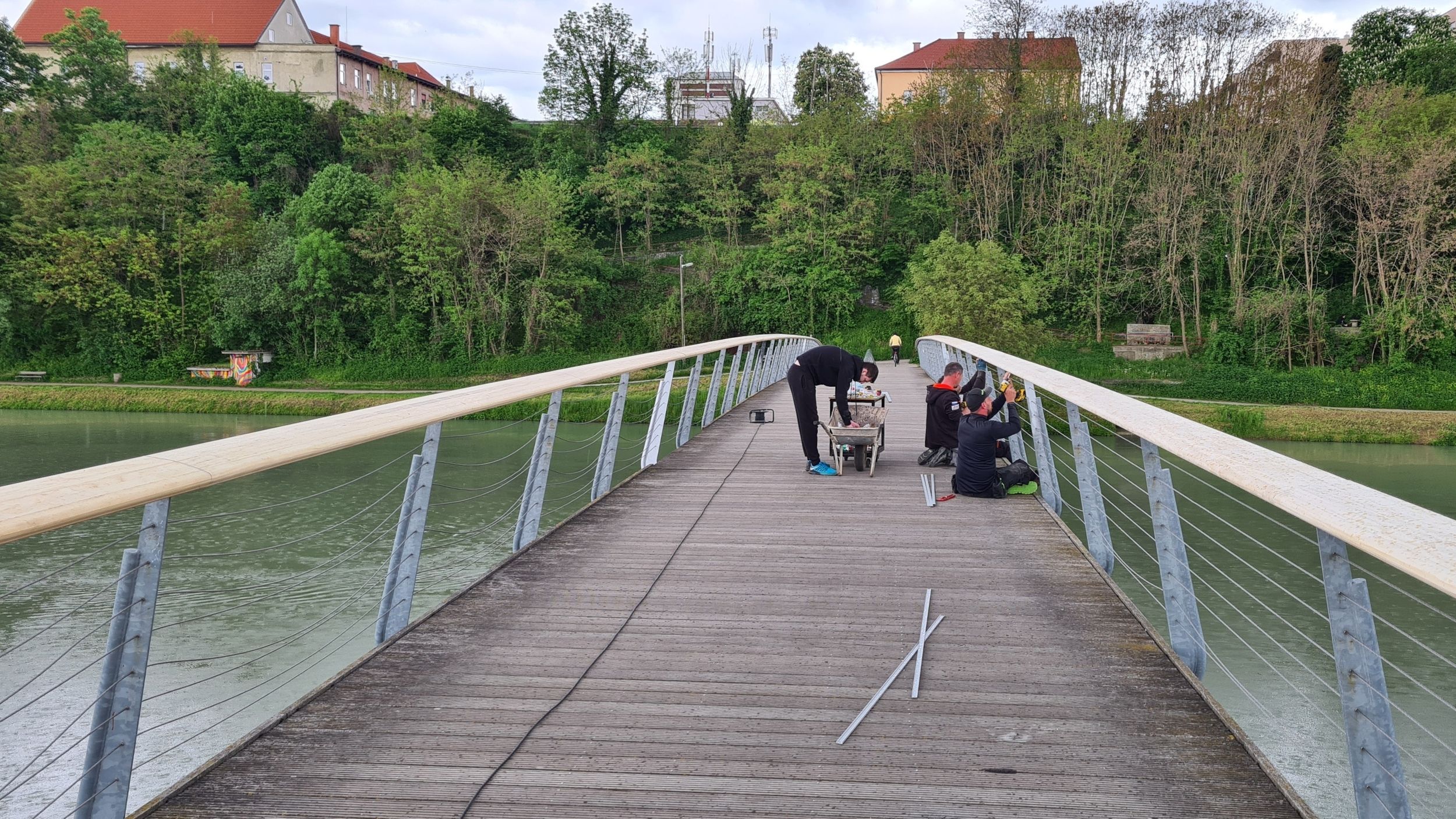 Footbridge Studenci undergoing partial rehabilitation