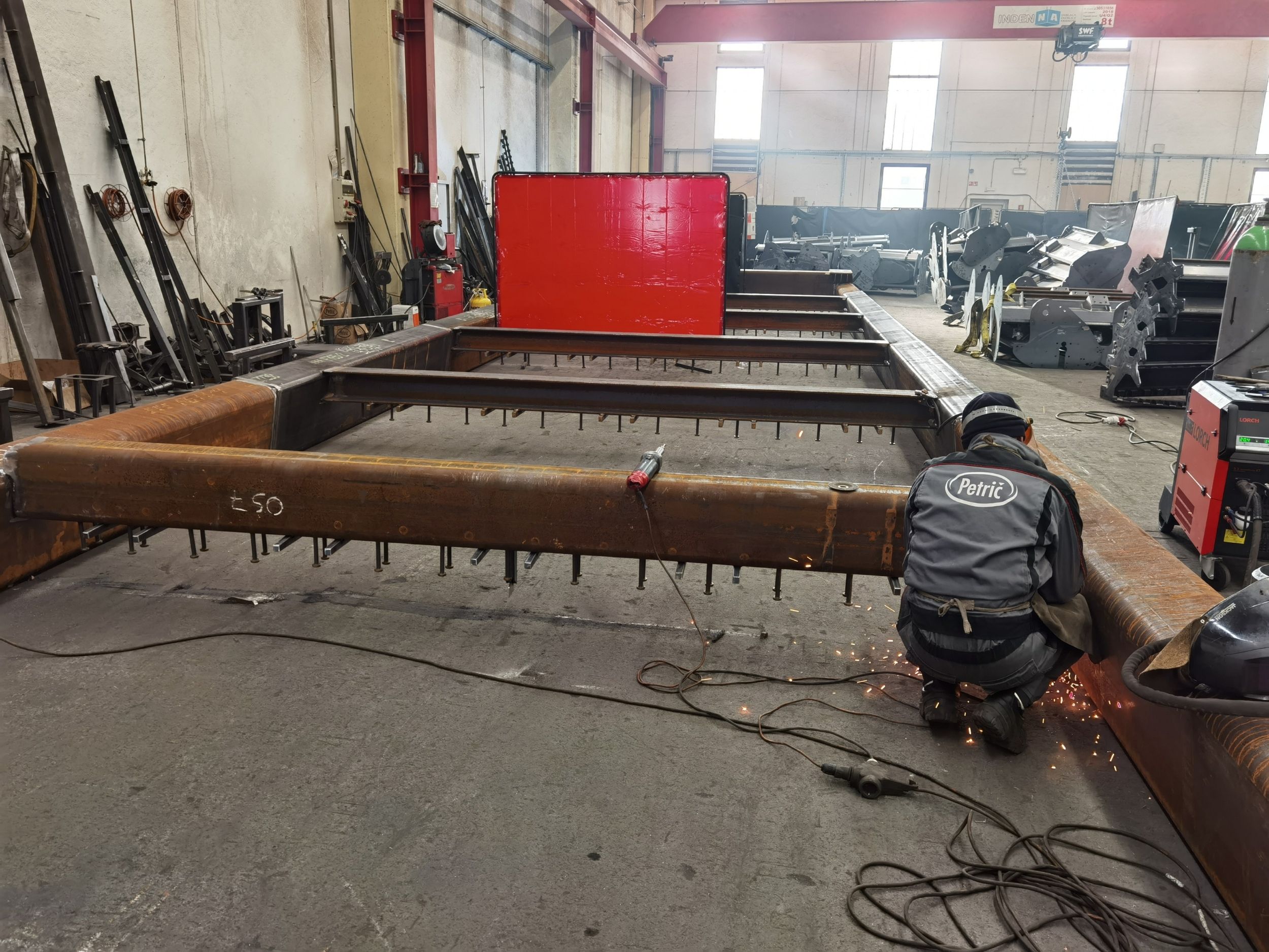 Production of steel structure for the 177.5 meters long overpass Sonce