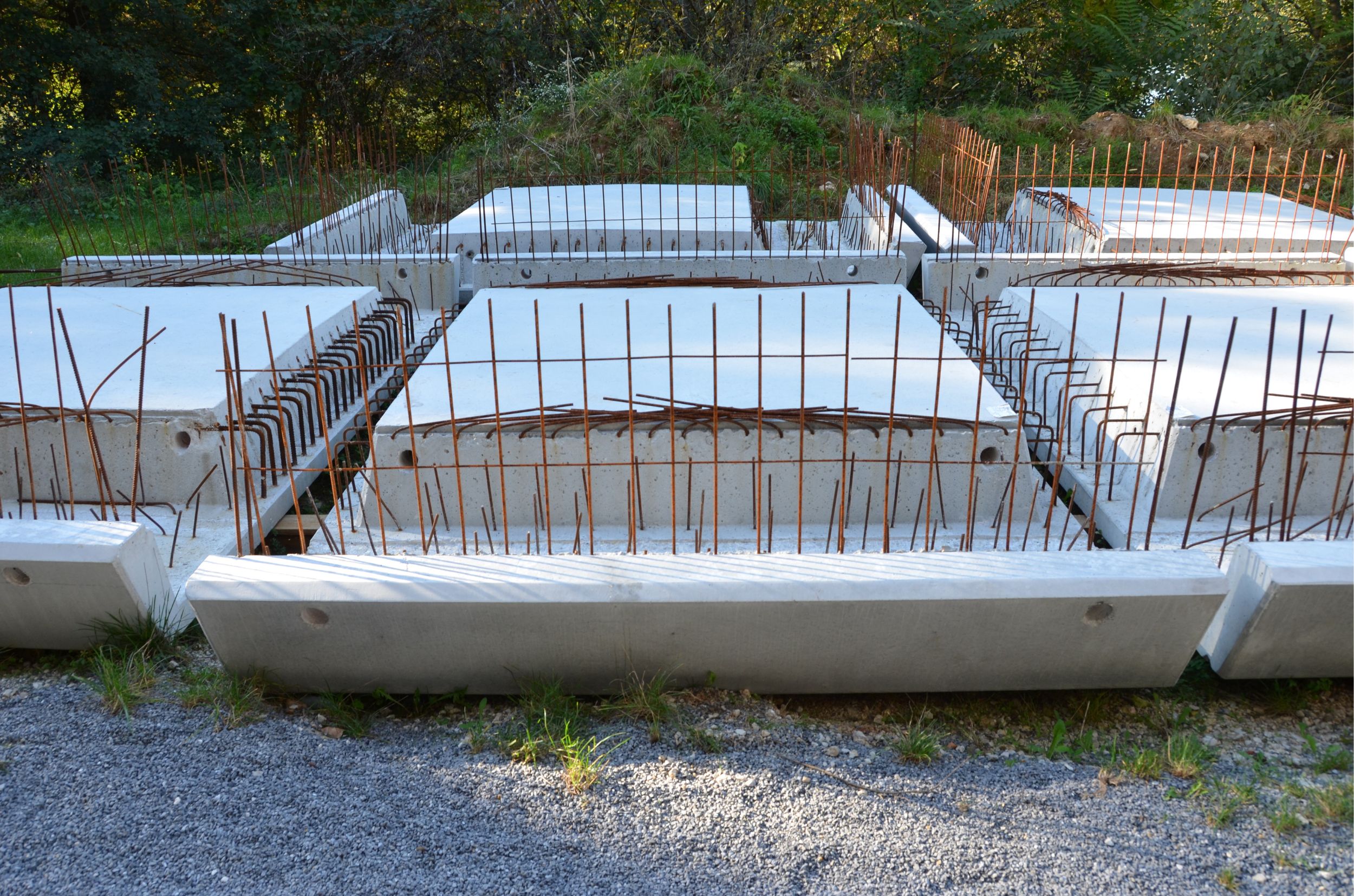 All four bearing tendors of the Foot and Cycle Bridge in Irča vas installed