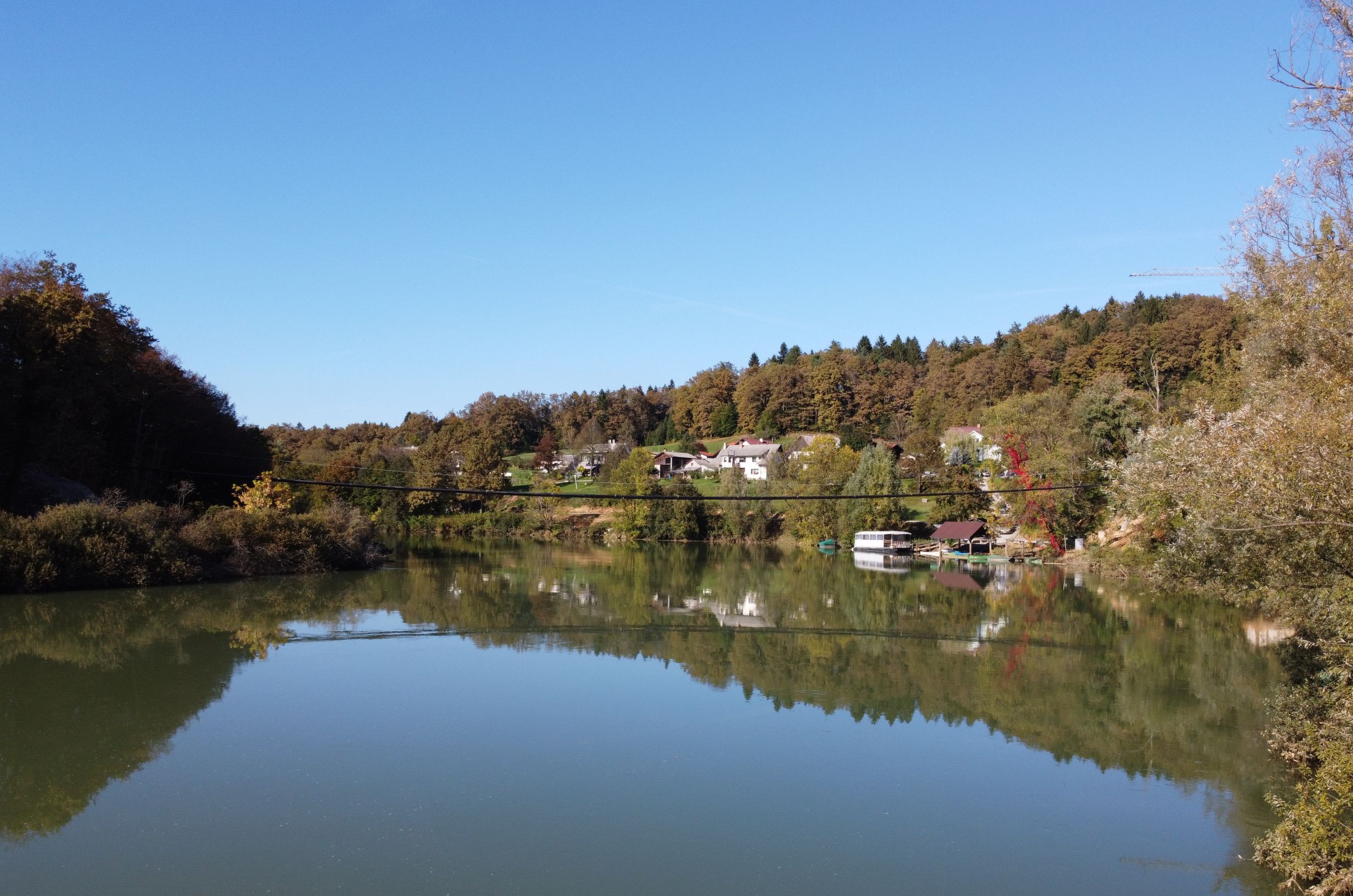 All four bearing tendors of the Foot and Cycle Bridge in Irča vas installed