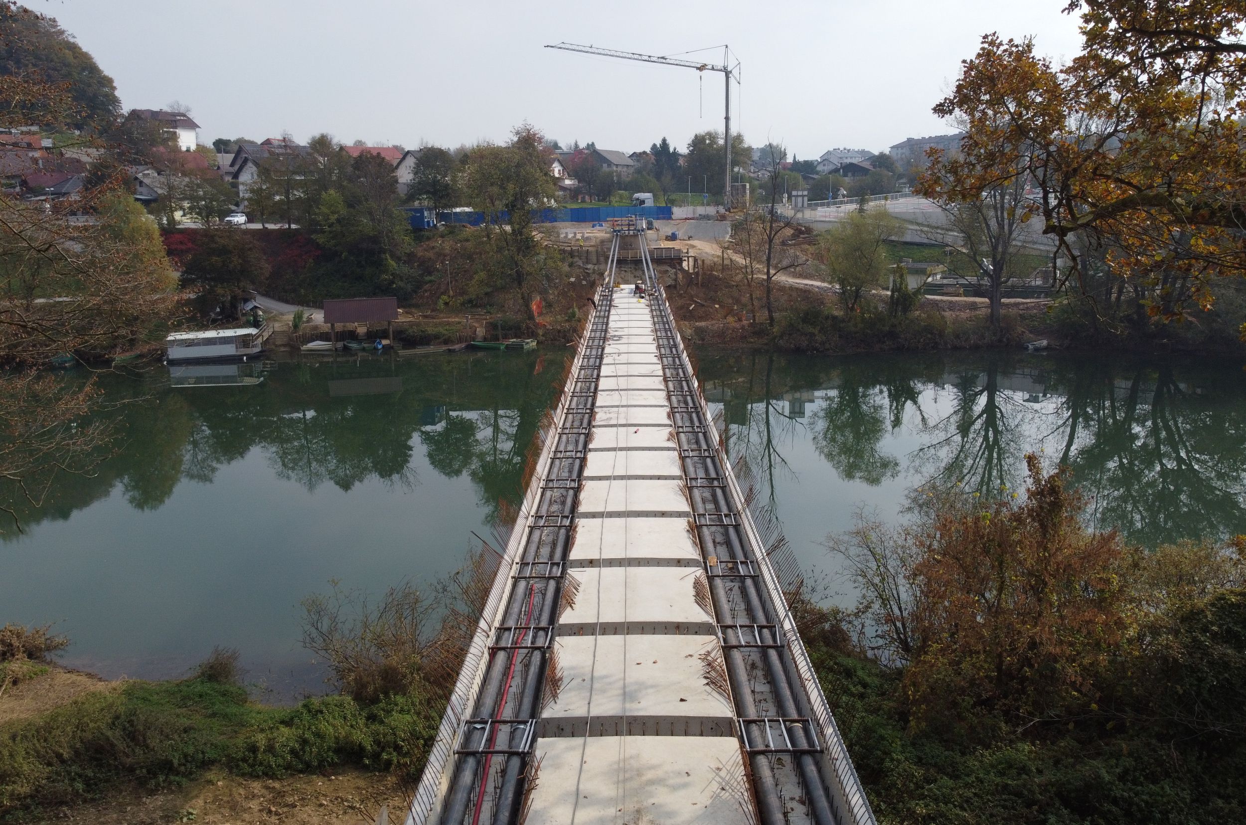 Placing of precast elements of the Foot and Cycle Bridge in Irča vas