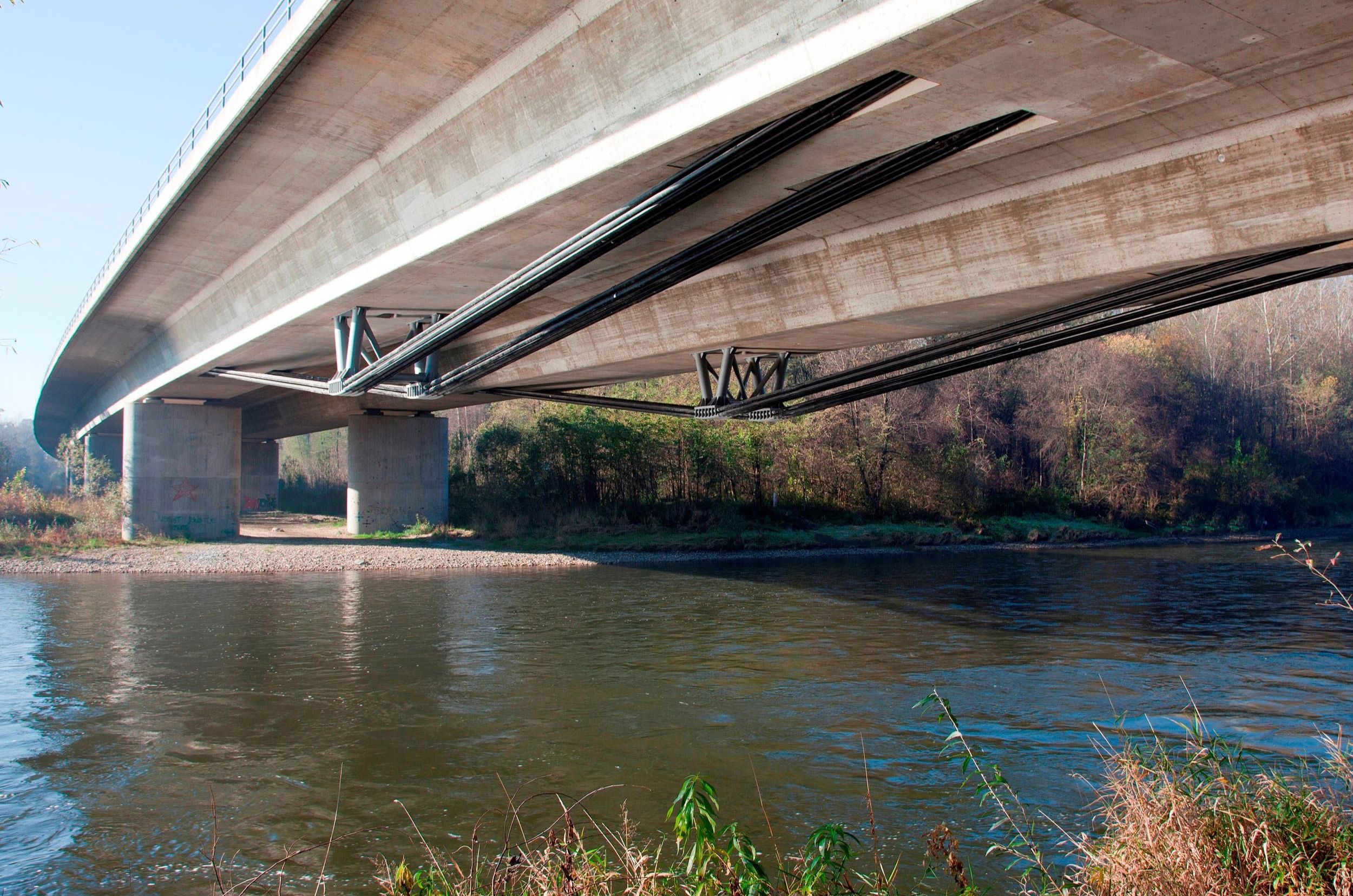 Exhibition invitation: VIKTOR MARKELJ – MOSTOVI (BRIDGES)